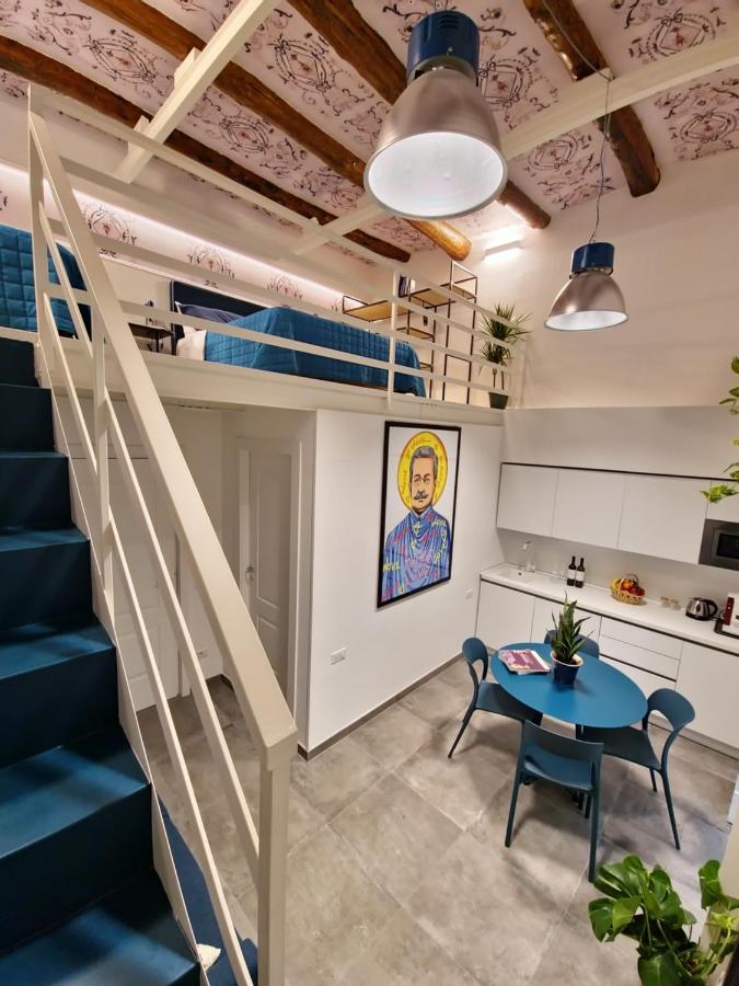 Отель Borgo Dei Miracoli Неаполь Экстерьер фото